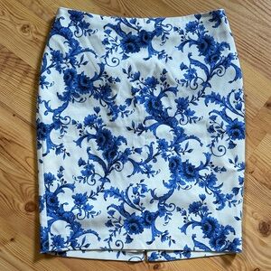 Forever 21 Blue Floral Pencil Skirt